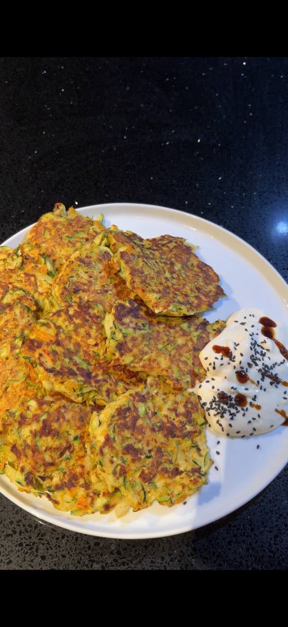 Low-Calorie Zucchini Fritters Low-Calorie Zucchini Fritters